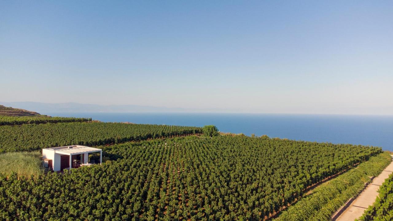 ליפארי Tenuta Di Castellaro Winery & Resort מראה חיצוני תמונה